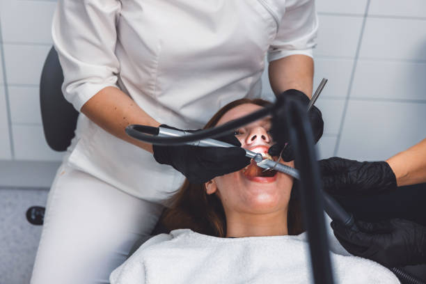Best Emergency Dental Extractions in Galesburg, IL